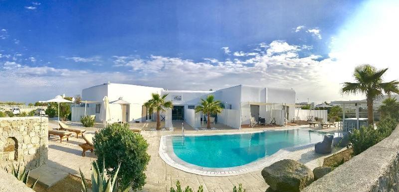 Queen Boutique Suites Mykonos Town Eksteriør bilde