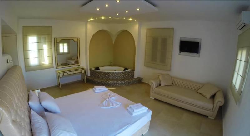 Queen Boutique Suites Mykonos Town Eksteriør bilde