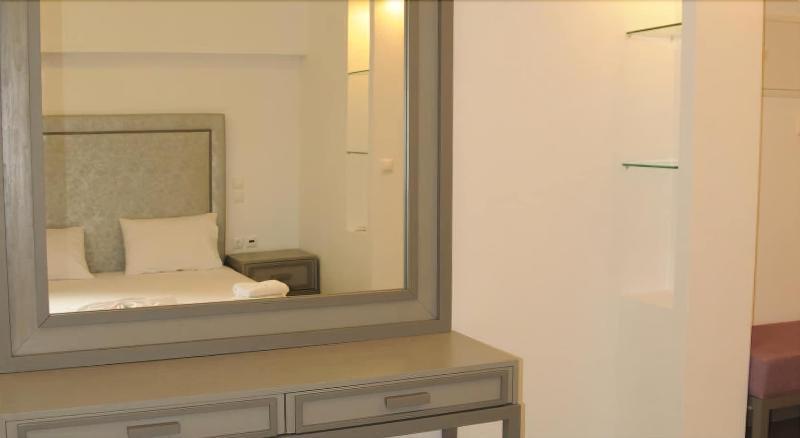 Queen Boutique Suites Mykonos Town Eksteriør bilde